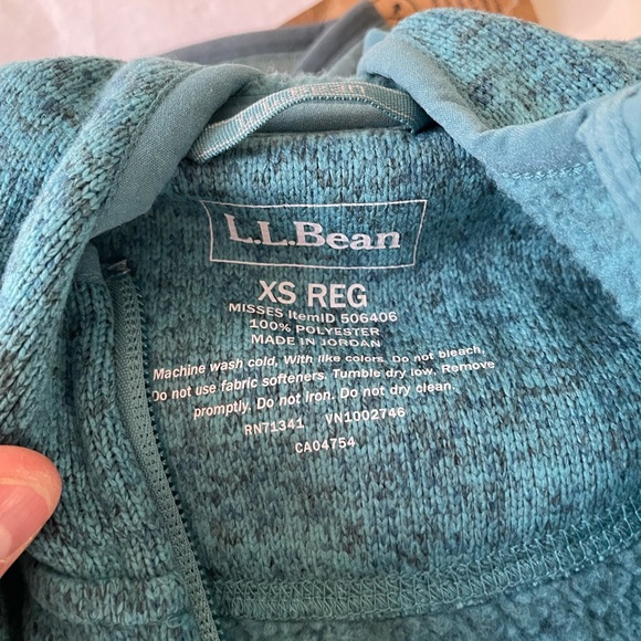 L.L. Bean hooded fleece full zip brand new - Picture 2 of 3